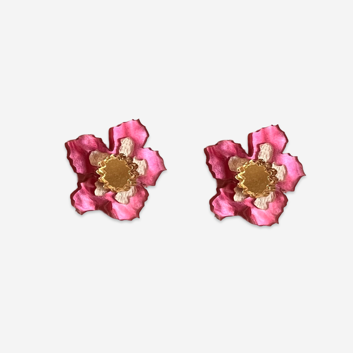 Sweet flower studs